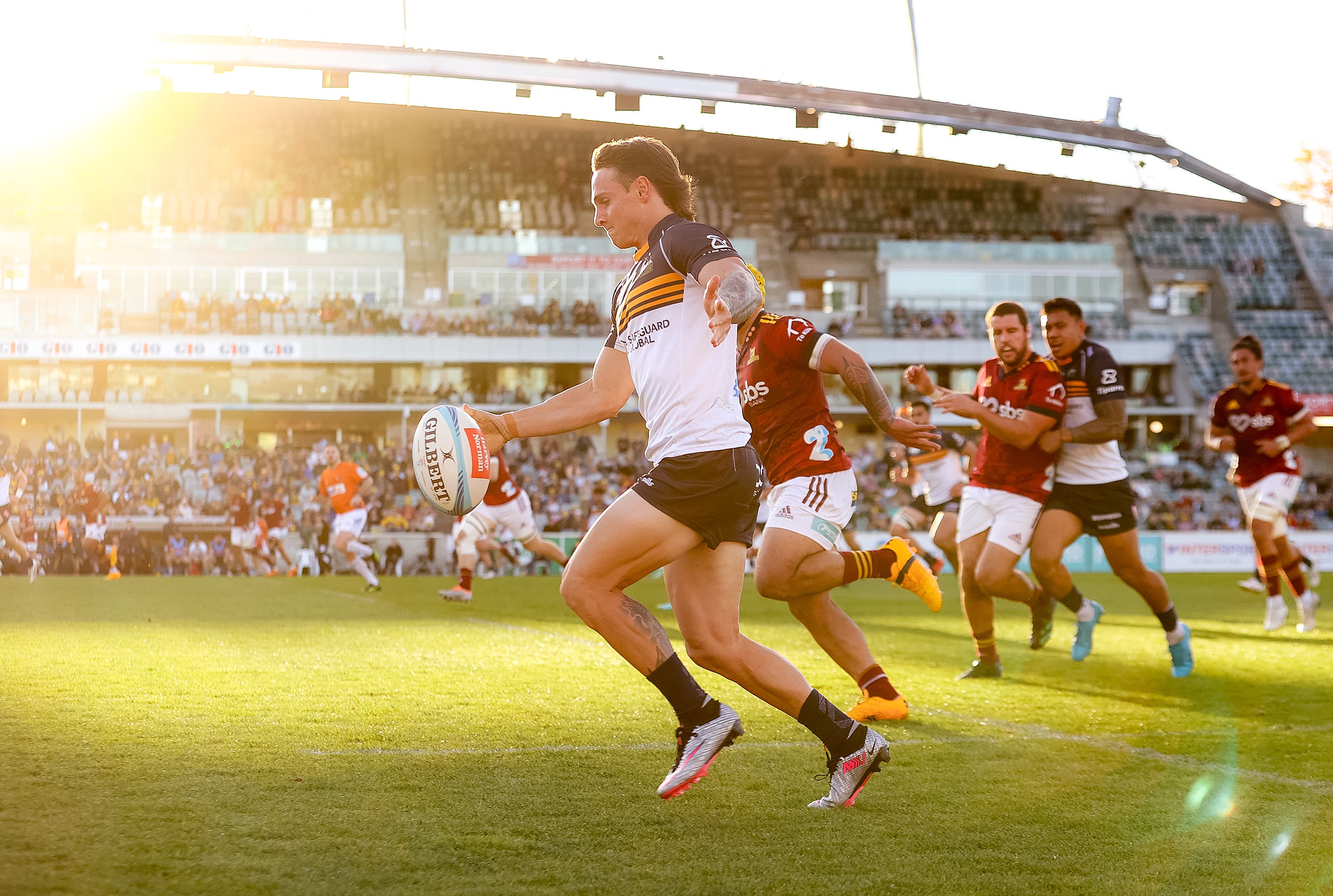 Super Rugby Pacific has introduced laws to combat kicking duels. Photo: Getty Images