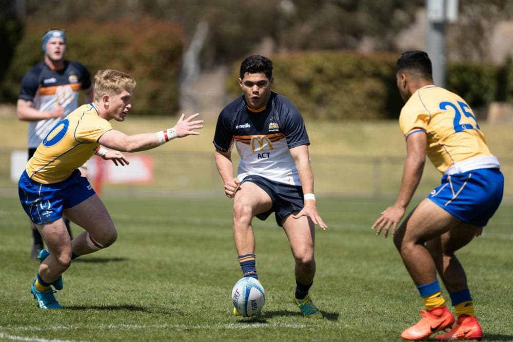 Noah Lolesio in action for the Brumbies U19's. 