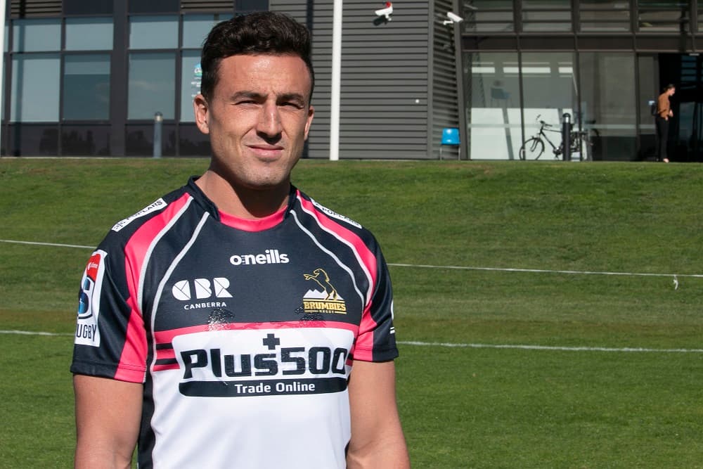 Limited numbers of the Official Mother’s Day Jersey will be available for purchase from retail outlets at the Stadium on game day only until stocks last. 